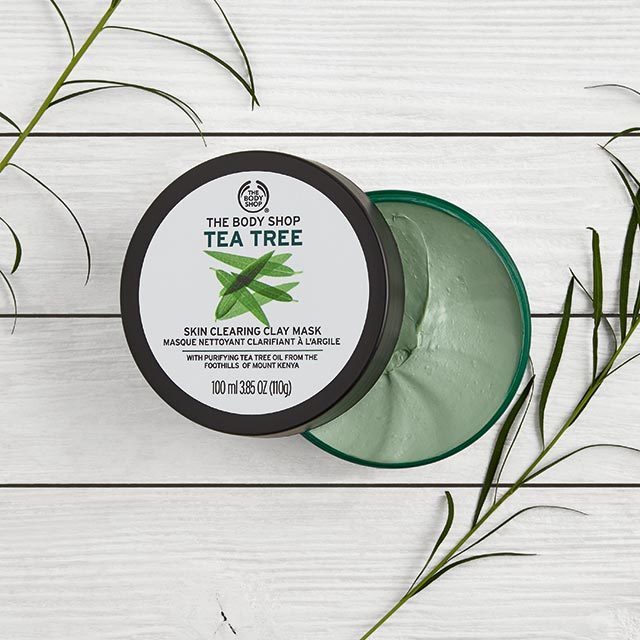 Mặt nạ The Body Shop TEA TREE SKIN CLEARING CLAY MASK
